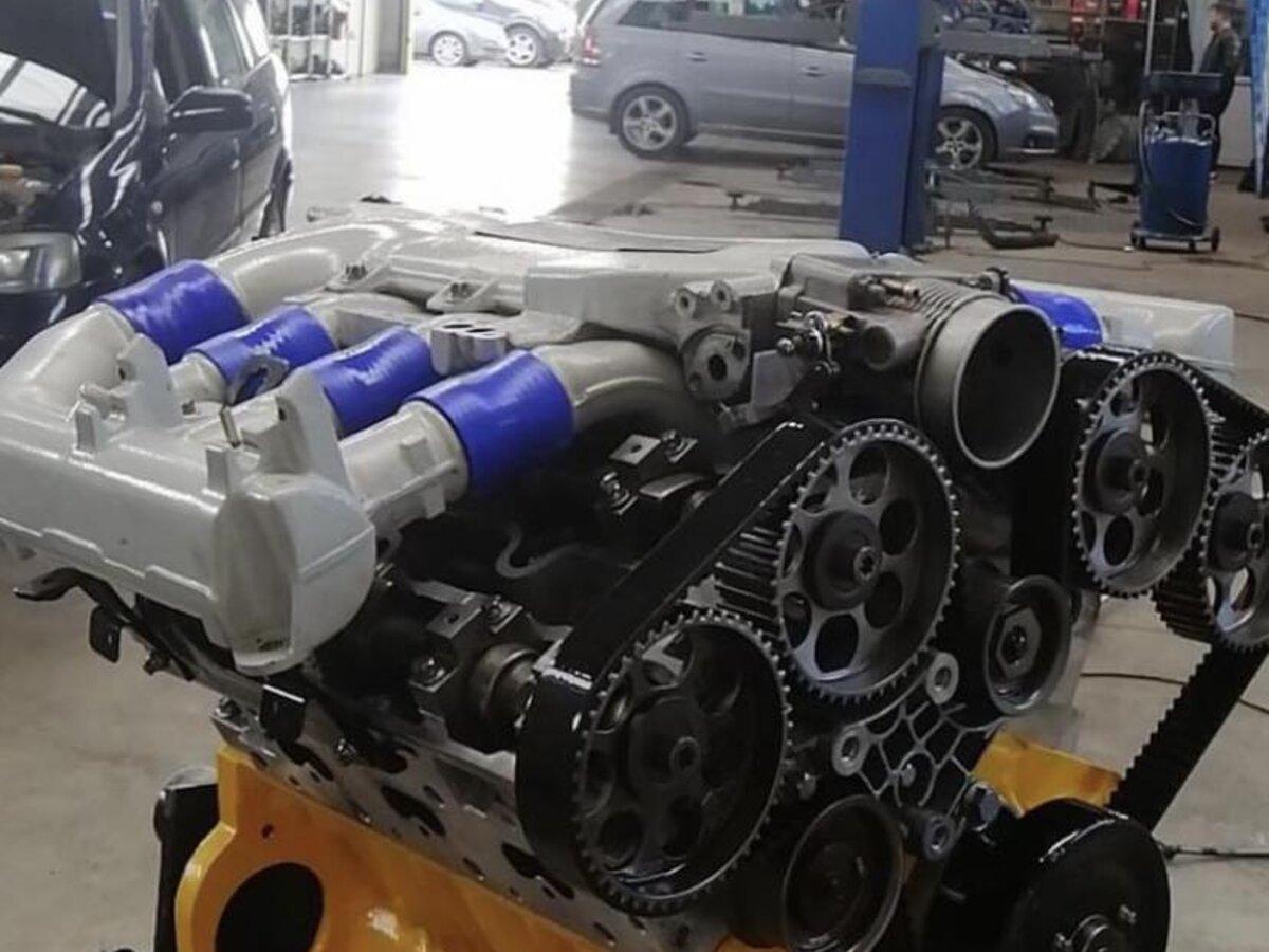 Motor Opel complet desfăcut - expertiza tehnică avansată